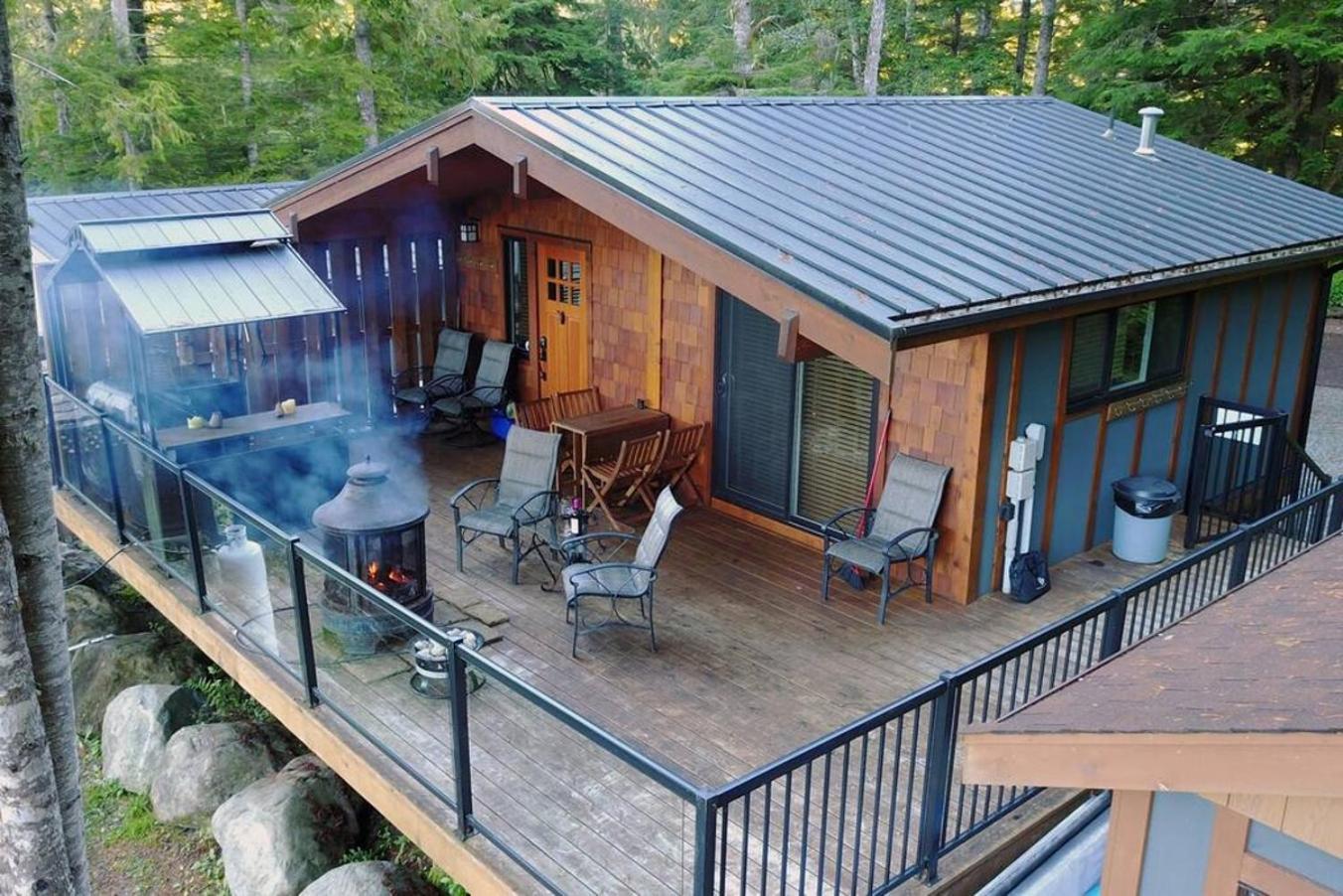 The Great Escape - Port Renfrew Villa Buitenkant foto